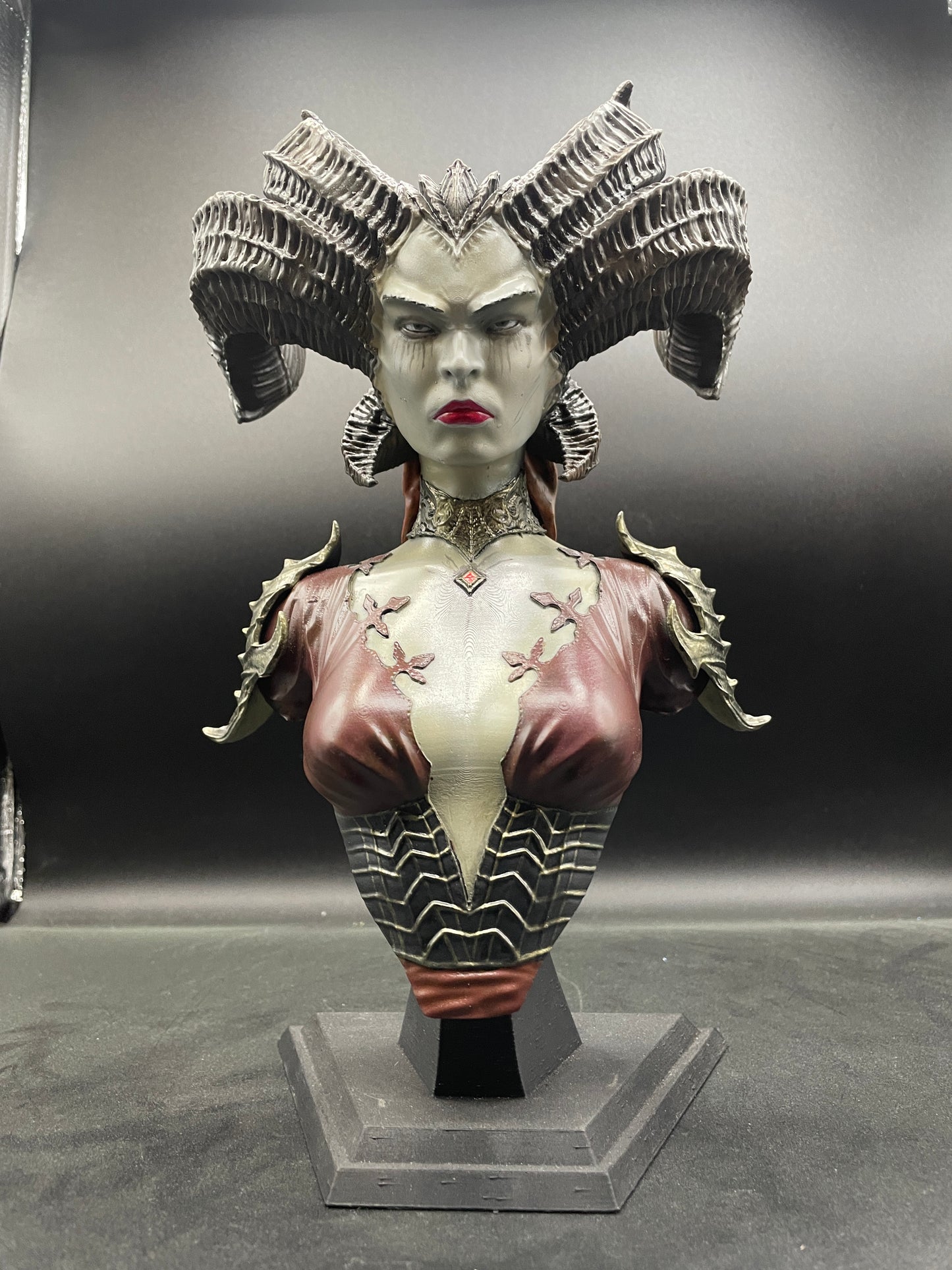 Lilith Bust (Diablo 4)